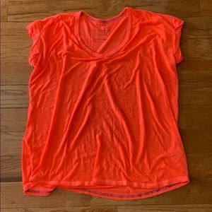 NEON FREE PEOPLE TEE SUPER SOFT